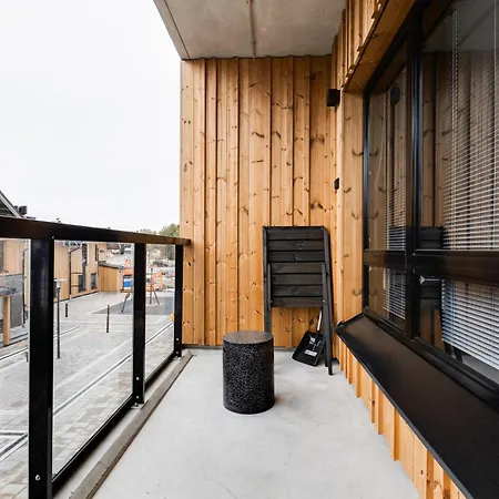 C11 Center Incl 2 Passes By Aavalevi *